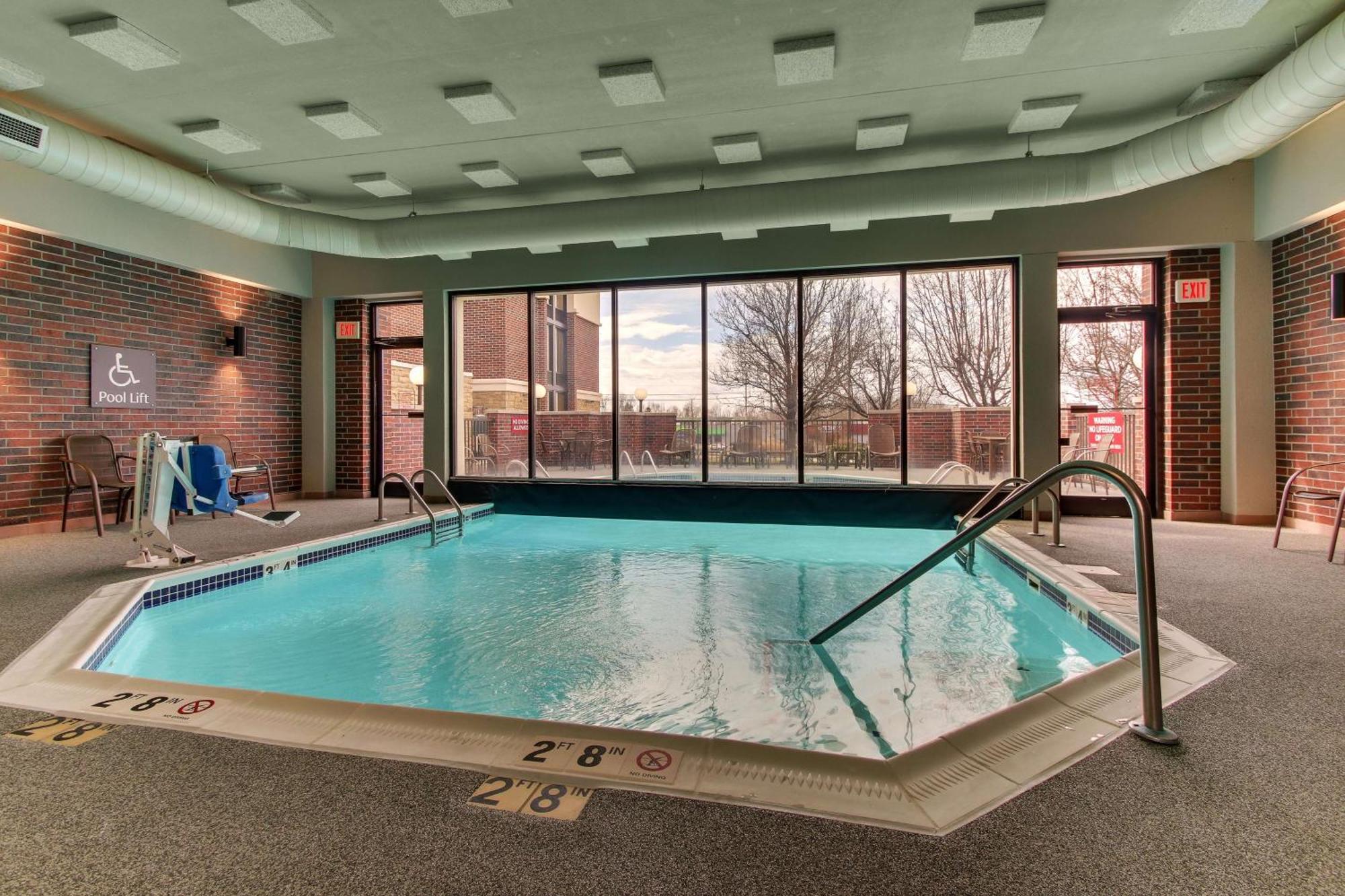Drury Inn & Suites Poplar Bluff Ngoại thất bức ảnh