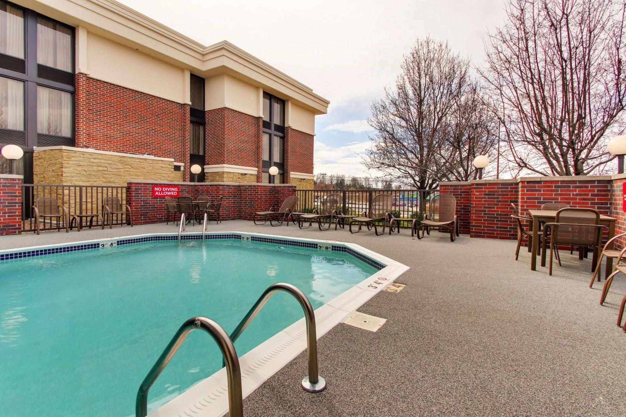 Drury Inn & Suites Poplar Bluff Ngoại thất bức ảnh