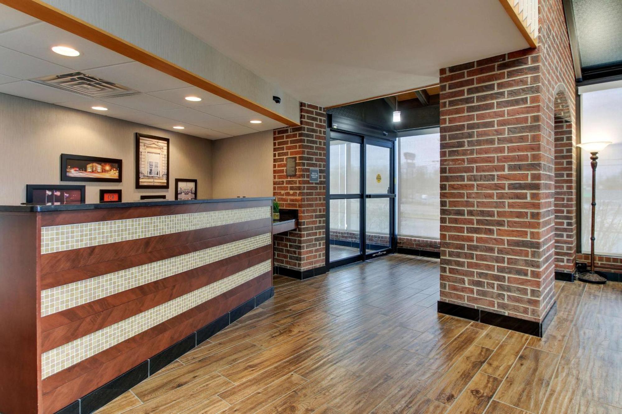 Drury Inn & Suites Poplar Bluff Ngoại thất bức ảnh