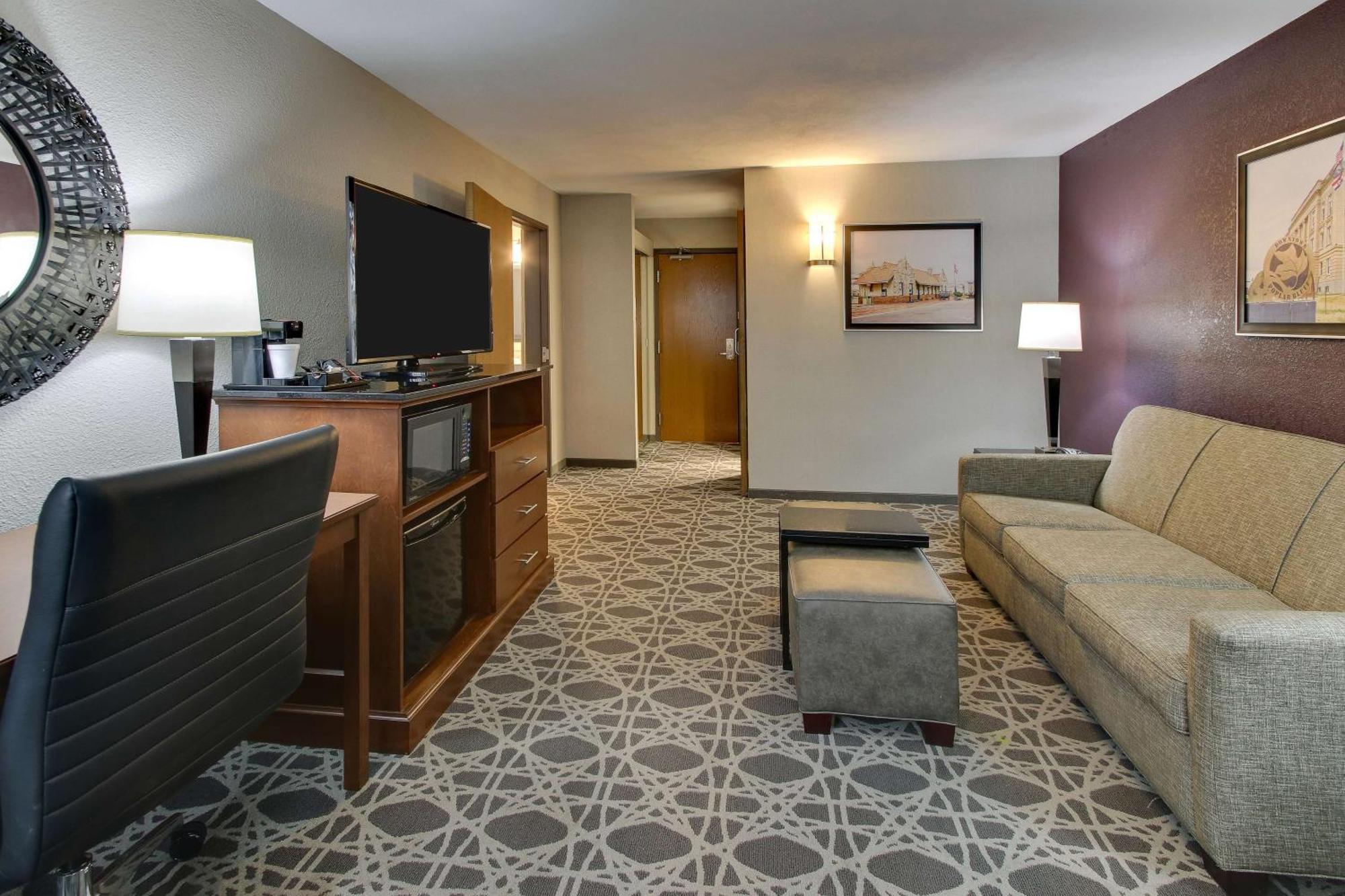 Drury Inn & Suites Poplar Bluff Ngoại thất bức ảnh