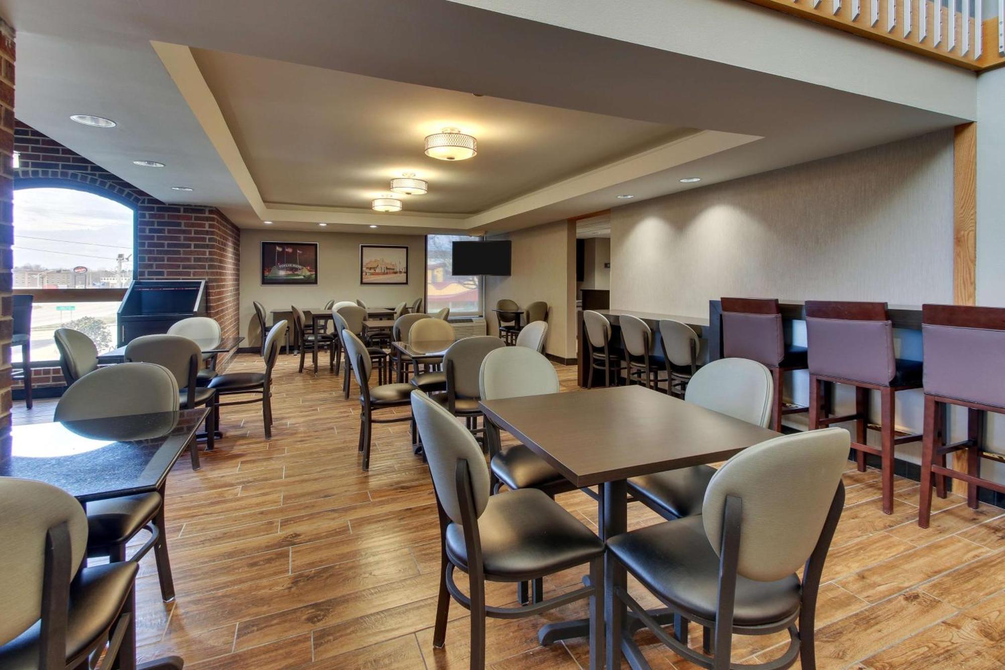 Drury Inn & Suites Poplar Bluff Ngoại thất bức ảnh