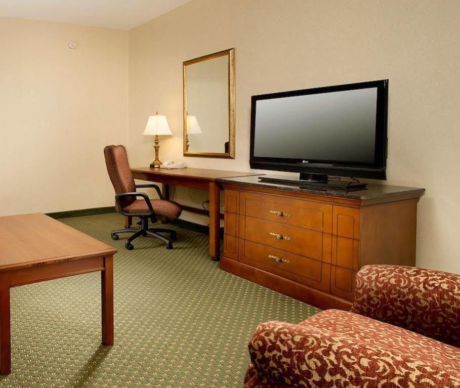 Drury Inn & Suites Poplar Bluff Ngoại thất bức ảnh